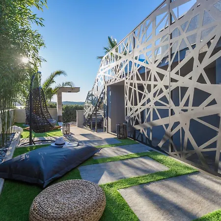 Vie Villa *